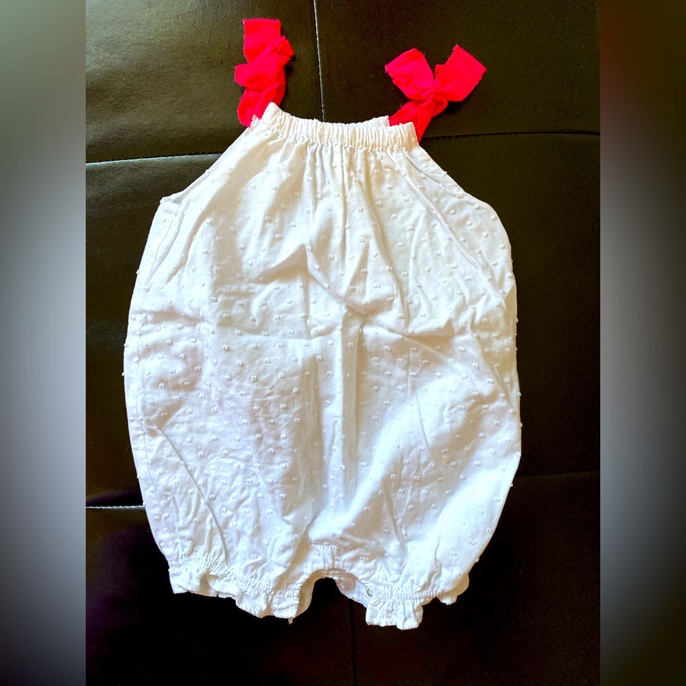 Gap romper size 3-6m
